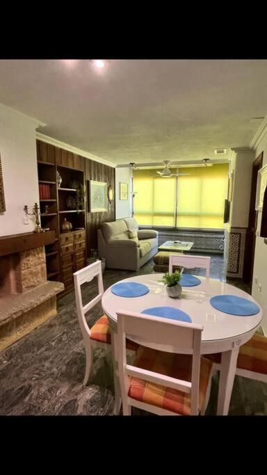 Apartamento En La Nogalera توريمولينوس المظهر الخارجي الصورة